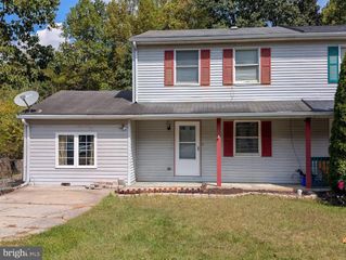 1158 CREEKSIDE DR, Altoona, PA 16601