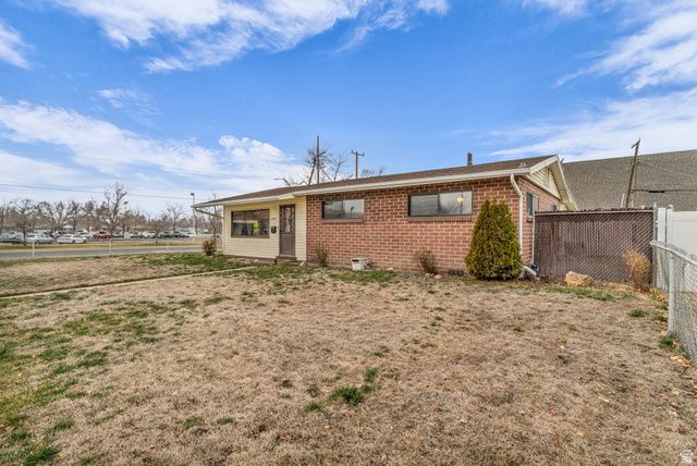 1005 N CAPISTRANO DR, Salt Lake City, UT 84116