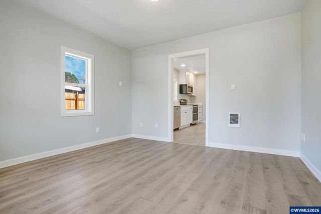 856 Highland Av NE, Salem, OR 97301