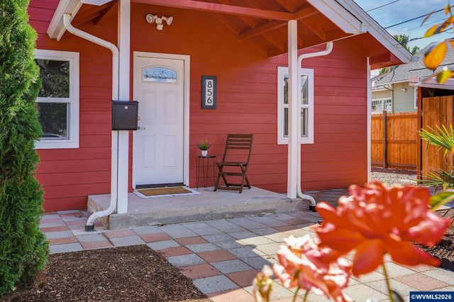 856 Highland Av NE, Salem, OR 97301
