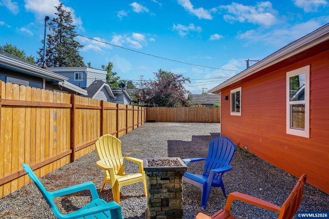 856 Highland Av NE, Salem, OR 97301