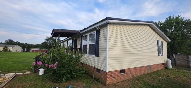 660 Hammett Road, Spartanburg, SC 29307