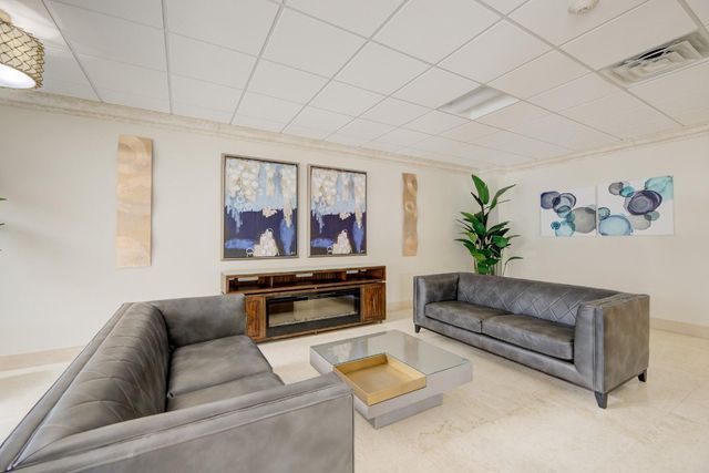 305 N Pompano Beach Boulevard 506, Pompano Beach, FL 33062