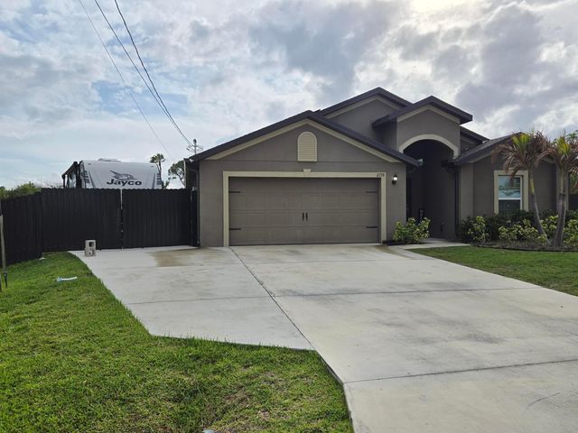 2198 SW Algiers Street, Port St. Lucie, Port St Lucie, FL 34953