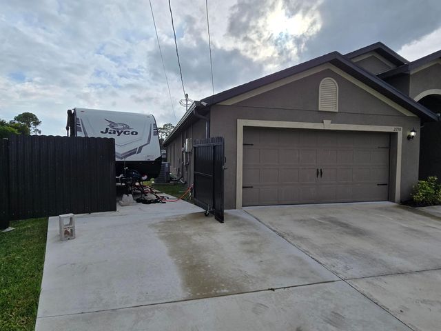 2198 SW Algiers Street, Port St. Lucie, Port St Lucie, FL 34953