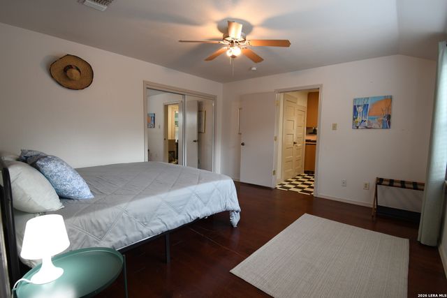 210 Mission St, San Antonio, TX 78210