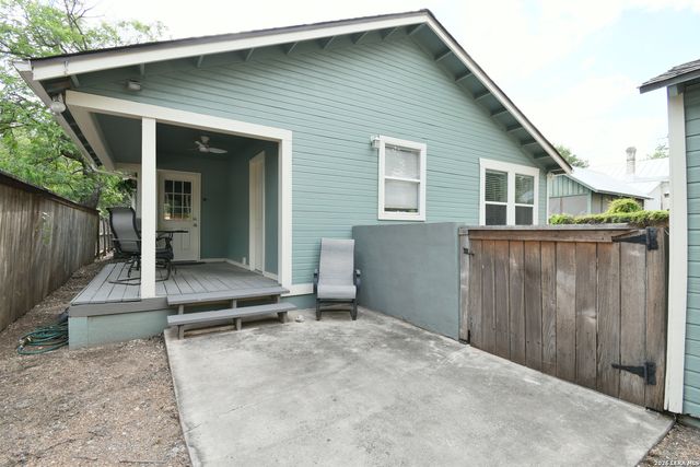 210 Mission St, San Antonio, TX 78210