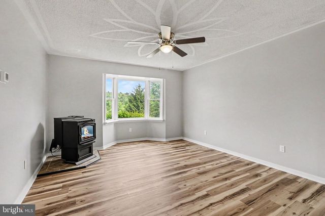 115 SMALL VALLEY RD, Halifax, PA 17032