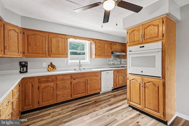 115 SMALL VALLEY RD, Halifax, PA 17032