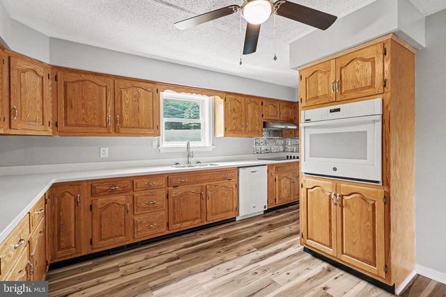 115 SMALL VALLEY RD, Halifax, PA 17032
