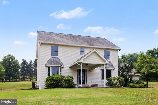 115 SMALL VALLEY RD, Halifax, PA 17032