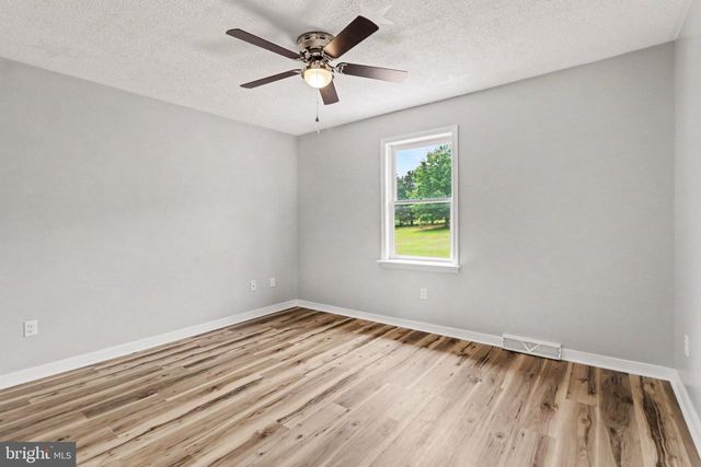 115 SMALL VALLEY RD, Halifax, PA 17032