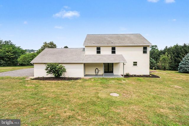 115 SMALL VALLEY RD, Halifax, PA 17032