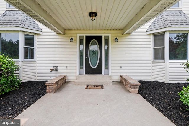 115 SMALL VALLEY RD, Halifax, PA 17032
