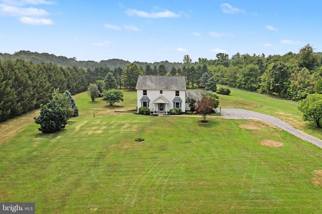 115 SMALL VALLEY RD, Halifax, PA 17032