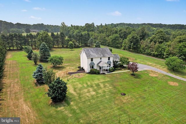 115 SMALL VALLEY RD, Halifax, PA 17032