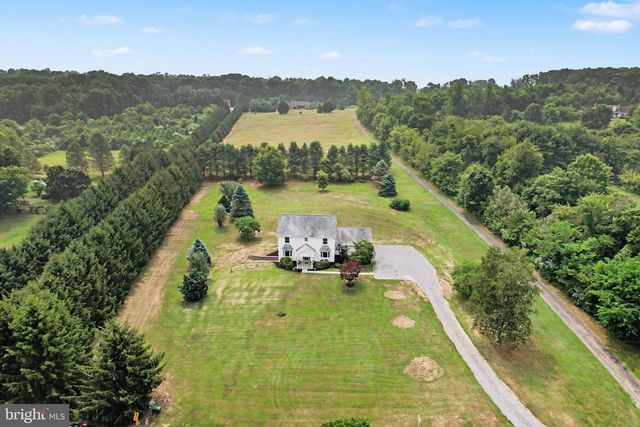 115 SMALL VALLEY RD, Halifax, PA 17032