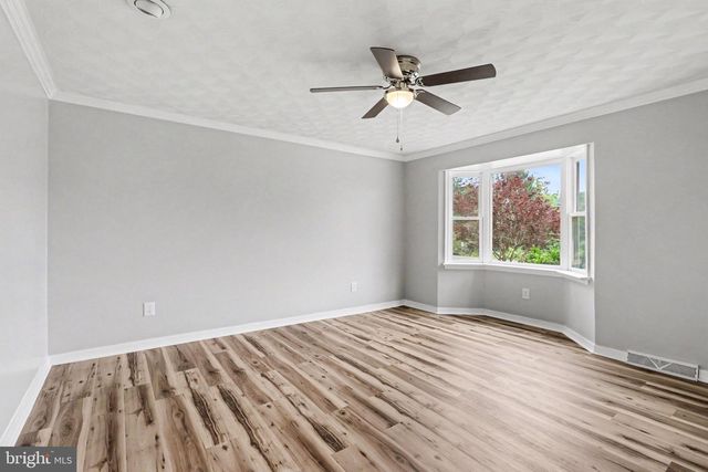 115 SMALL VALLEY RD, Halifax, PA 17032