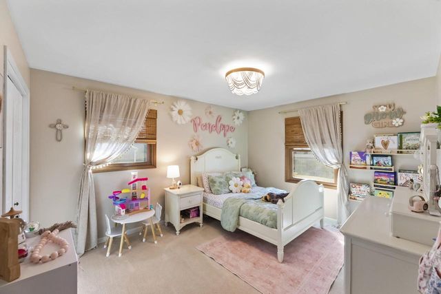 816 Magnolia DRIVE, Waukesha, WI 53188