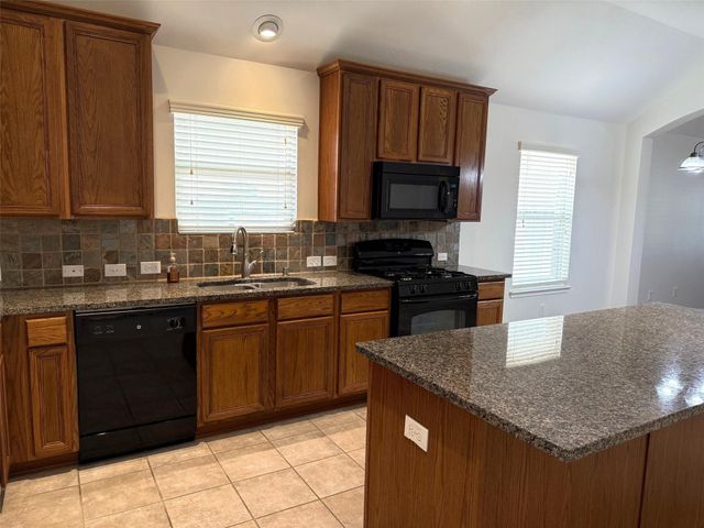 16818 Ranger Ridge Drive, Cypress, TX 77429