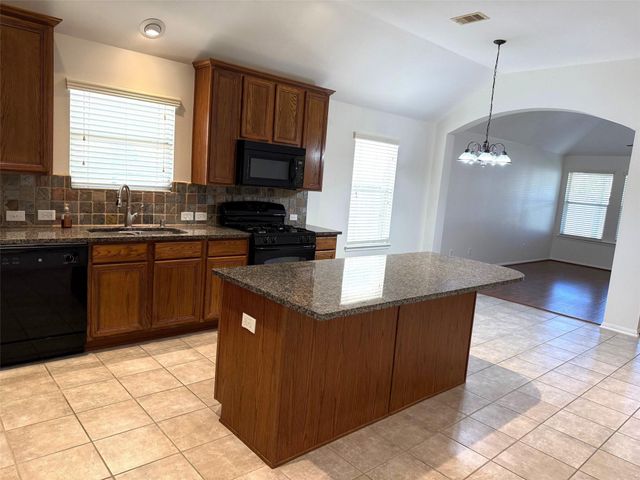 16818 Ranger Ridge Drive, Cypress, TX 77429