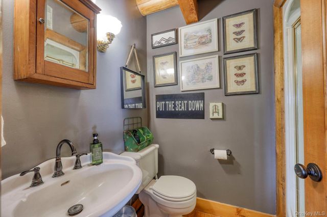 44 Cedar Pond Lane, Chester, NY 10918