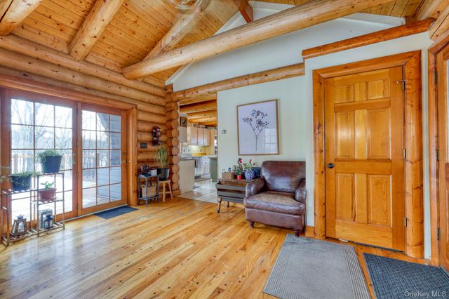 44 Cedar Pond Lane, Chester, NY 10918