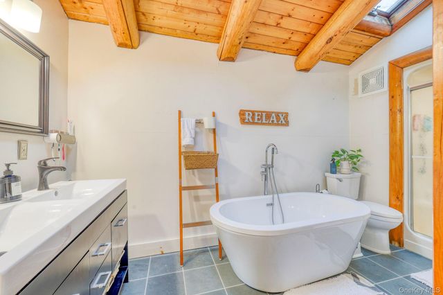 44 Cedar Pond Lane, Chester, NY 10918