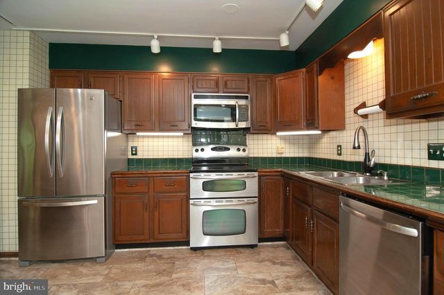 20 GLENEAGLES, Dover, DE 19904