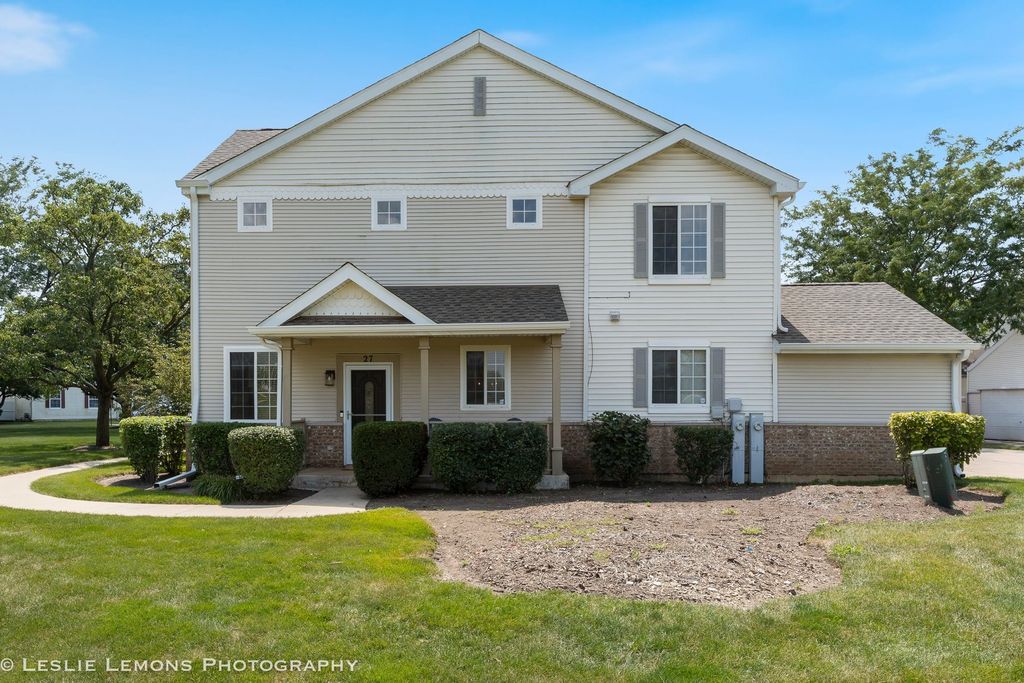 27 Freesia Drive 399, Romeoville, IL 60446