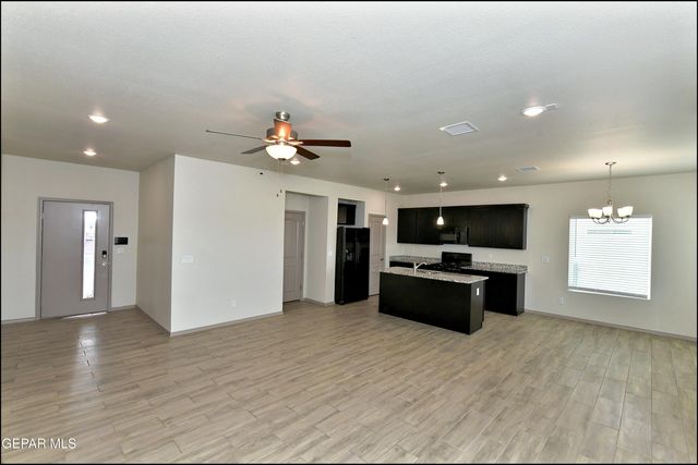 12049 Hidden Gardens Place, Socorro, TX 79927