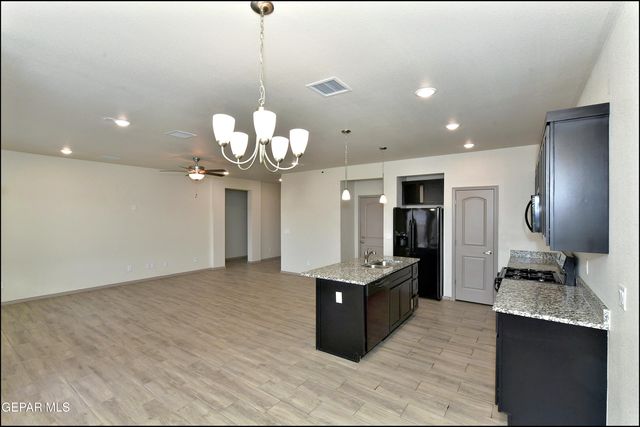 12049 Hidden Gardens Place, Socorro, TX 79927