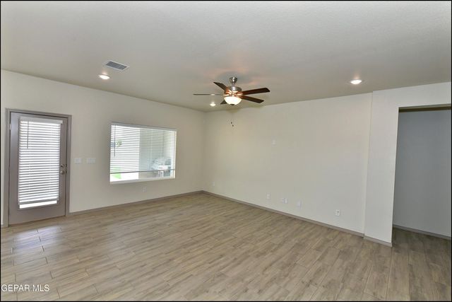 12049 Hidden Gardens Place, Socorro, TX 79927