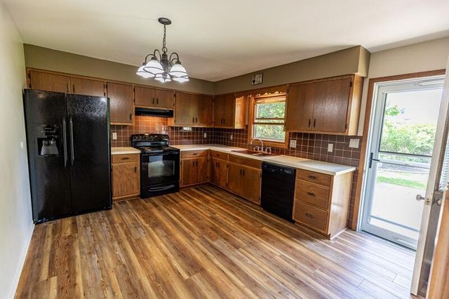 2318 N 35th STREET, Sheboygan, WI 53083