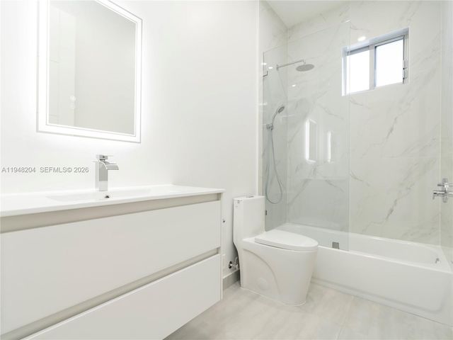 1421 SW 24th Ct 1, Fort Lauderdale, FL 33315