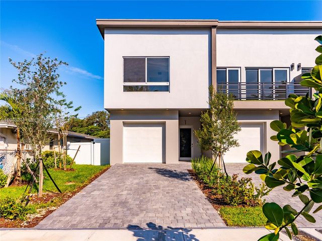 1421 SW 24th Ct 1, Fort Lauderdale, FL 33315