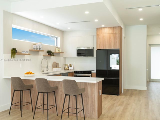 1421 SW 24th Ct 1, Fort Lauderdale, FL 33315