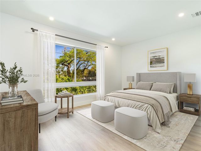 1421 SW 24th Ct 1, Fort Lauderdale, FL 33315