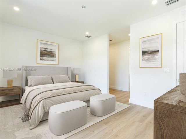 1421 SW 24th Ct 1, Fort Lauderdale, FL 33315