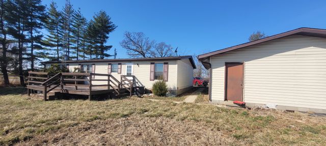 15400 N Heron Lane, Bluford, IL 62814