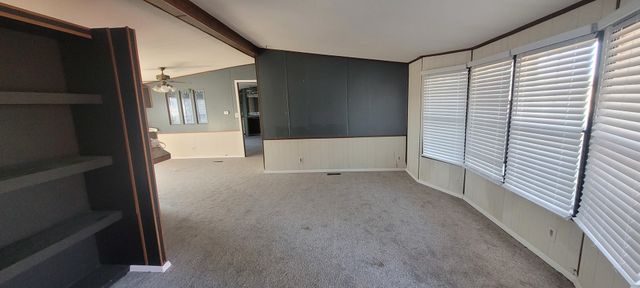 15400 N Heron Lane, Bluford, IL 62814