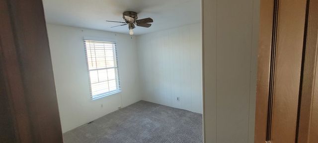 15400 N Heron Lane, Bluford, IL 62814