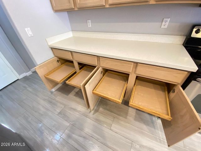 3358 E WICKIEUP Lane, Phoenix, AZ 85050