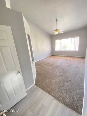 3358 E WICKIEUP Lane, Phoenix, AZ 85050