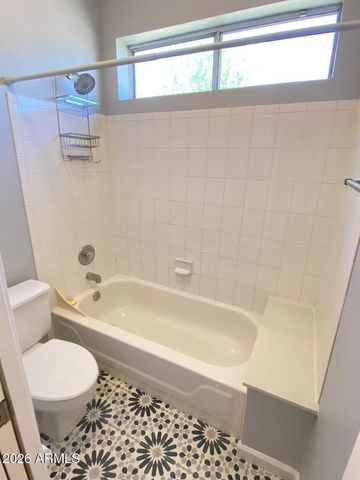 3358 E WICKIEUP Lane, Phoenix, AZ 85050