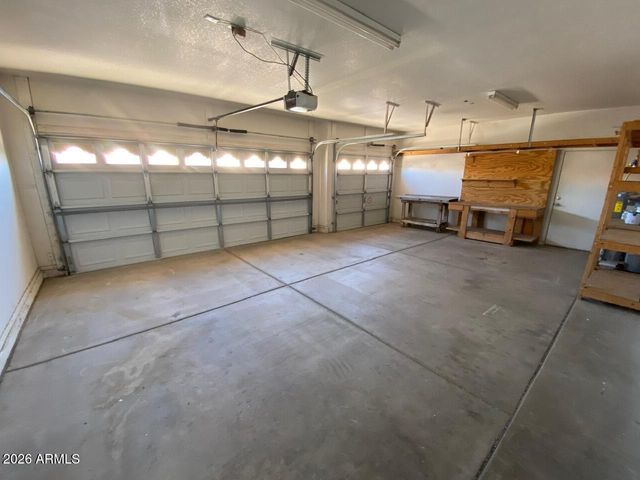 3358 E WICKIEUP Lane, Phoenix, AZ 85050