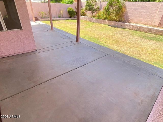 3358 E WICKIEUP Lane, Phoenix, AZ 85050