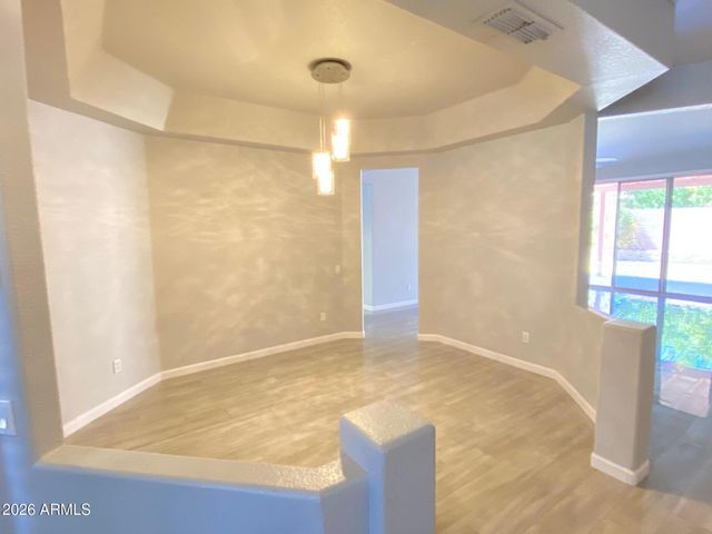3358 E WICKIEUP Lane, Phoenix, AZ 85050