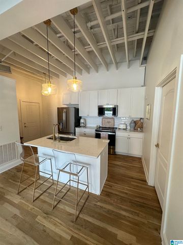 300 20TH STREET N, Birmingham, AL 35203