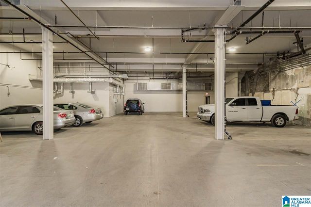 300 20TH STREET N, Birmingham, AL 35203